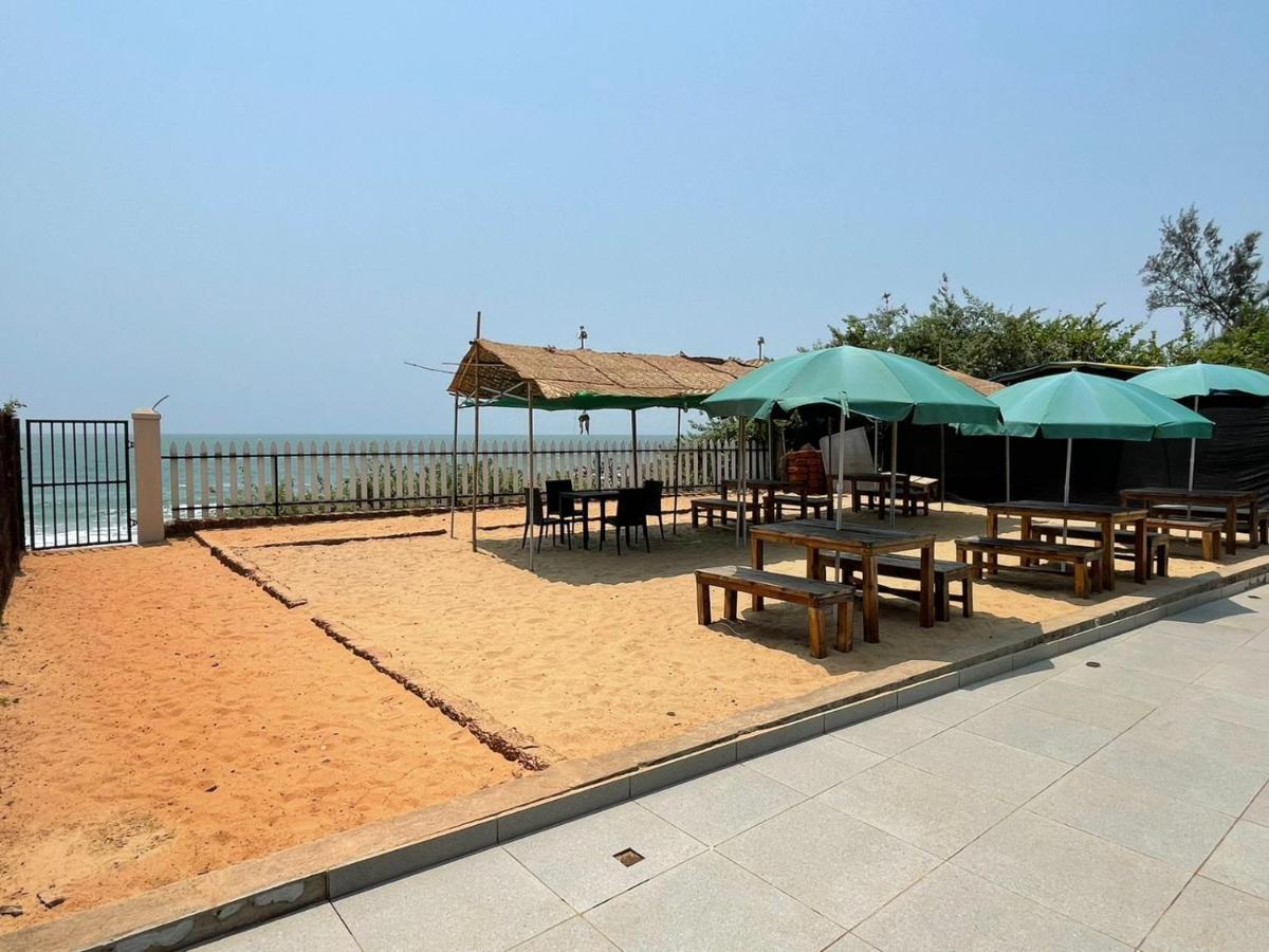 Hotel Kay'S By The Sea Ajgaon Exterior foto