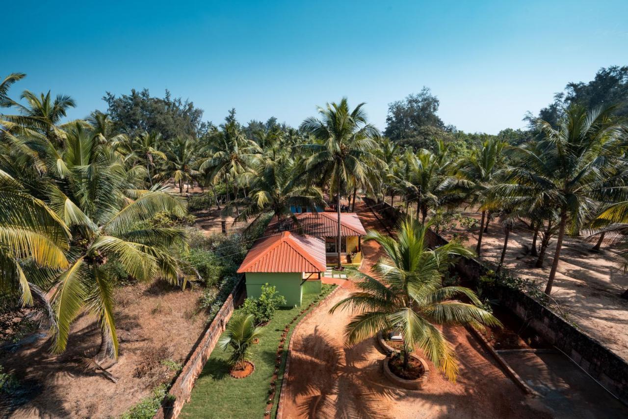 Hotel Kay'S By The Sea Ajgaon Exterior foto